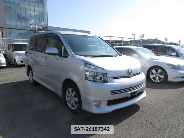 Toyota VOXY 2007-08 7818857-3