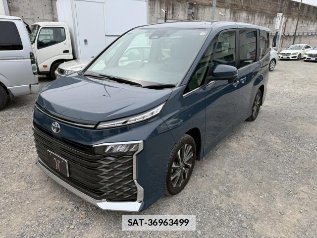 Toyota VOXY 2022-01 7818884-0