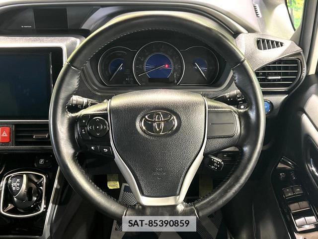 Toyota VOXY 2021-07 7818970-10