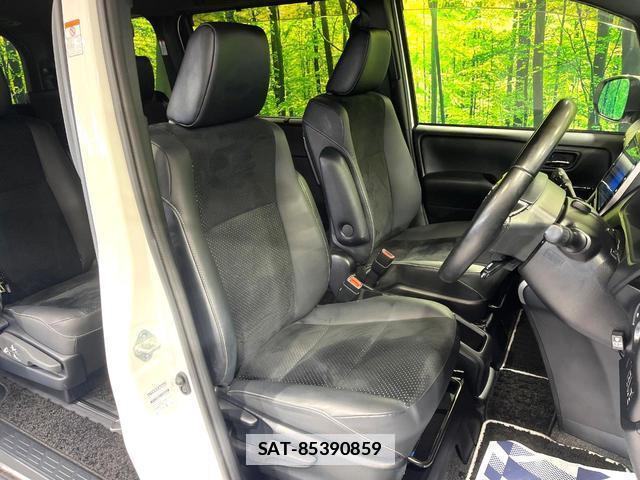 Toyota VOXY 2021-07 7818970-6