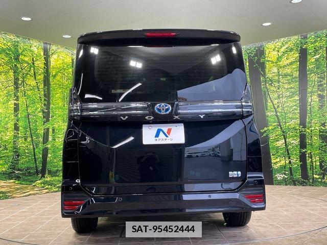 Toyota VOXY 2024-05 7819353-15