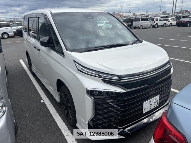 Toyota VOXY 2024-03 7819396-0