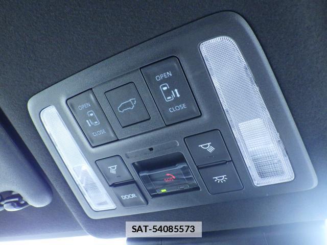 Toyota VOXY 2026-02 7819557-16