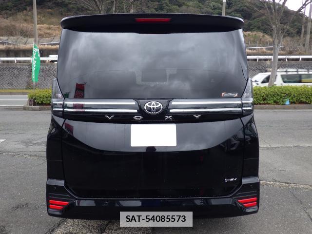 Toyota VOXY 2026-02 7819557-5
