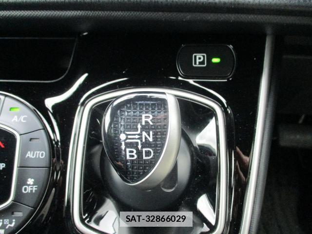 Toyota VOXY 2020-12 7819621-14