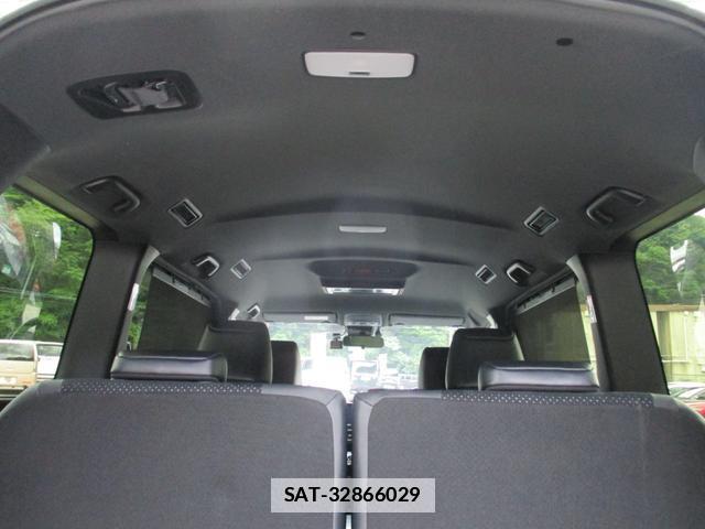 Toyota VOXY 2020-12 7819621-15