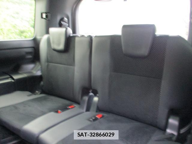 Toyota VOXY 2020-12 7819621-18