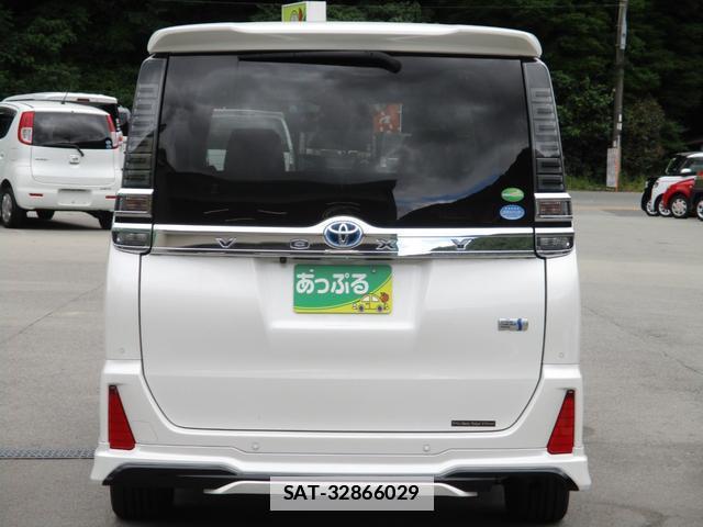 Toyota VOXY 2020-12 7819621-2