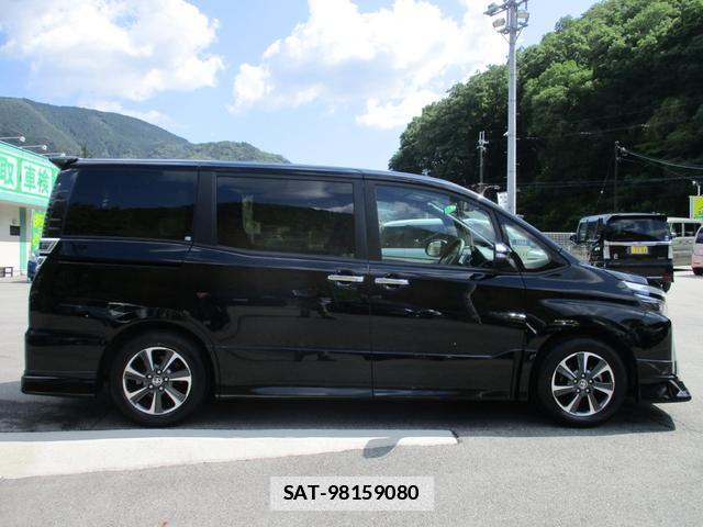 Toyota VOXY 2020-12 7819623-3