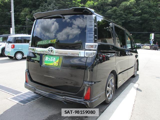 Toyota VOXY 2020-12 7819623-6