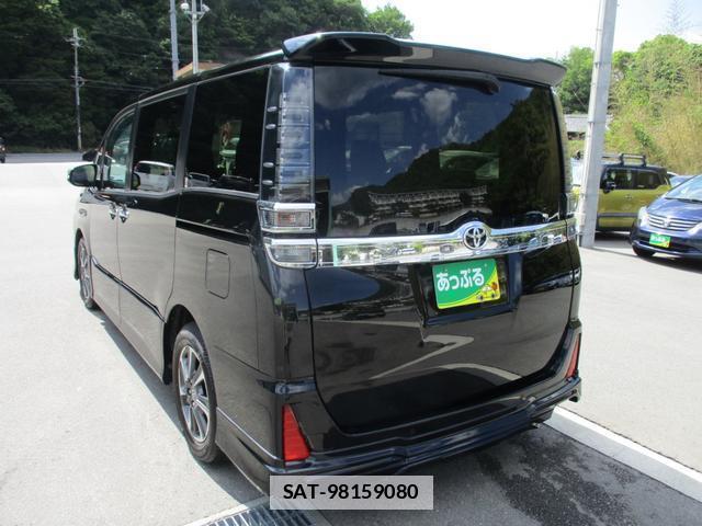 Toyota VOXY 2020-12 7819623-7