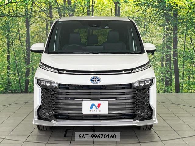 Toyota VOXY 2025-10 7819841-14