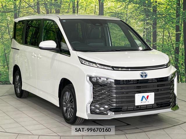 Toyota VOXY 2025-10 7819841-16