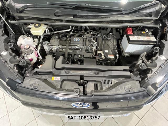 Toyota VOXY 2023-07 7819843-19