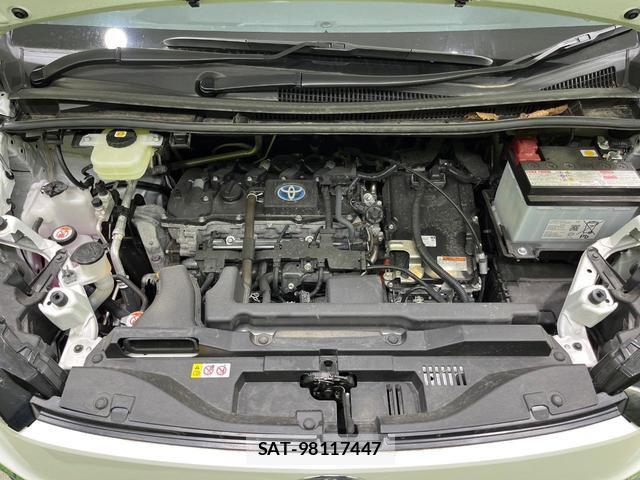 Toyota VOXY 2025-10 7820050-17