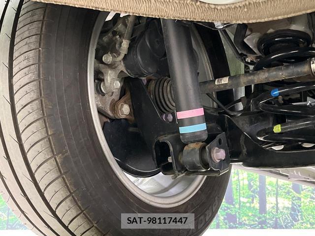 Toyota VOXY 2025-10 7820050-19