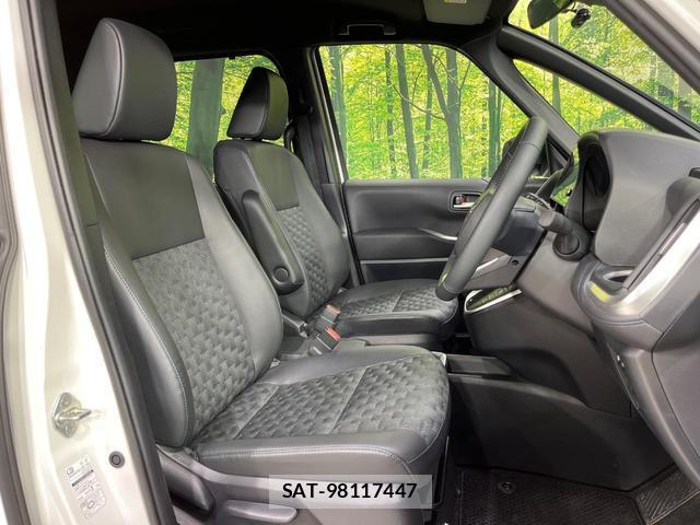 Toyota VOXY 2025-10 7820050-7