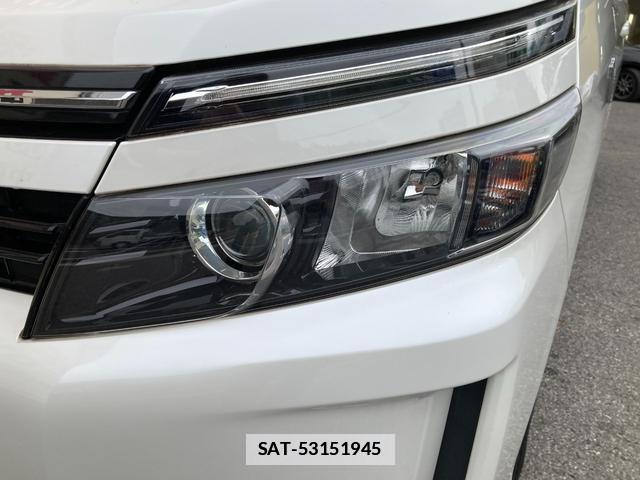 Toyota VOXY 2017-04 7820100-17