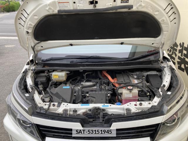 Toyota VOXY 2017-04 7820100-7