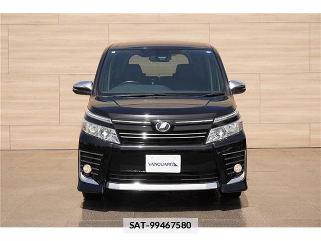 Toyota VOXY 2016-03 7820360-2