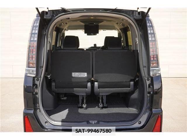Toyota VOXY 2016-03 7820360-6