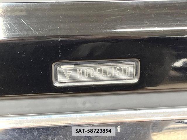 Toyota VOXY 2017-10 7820479-2