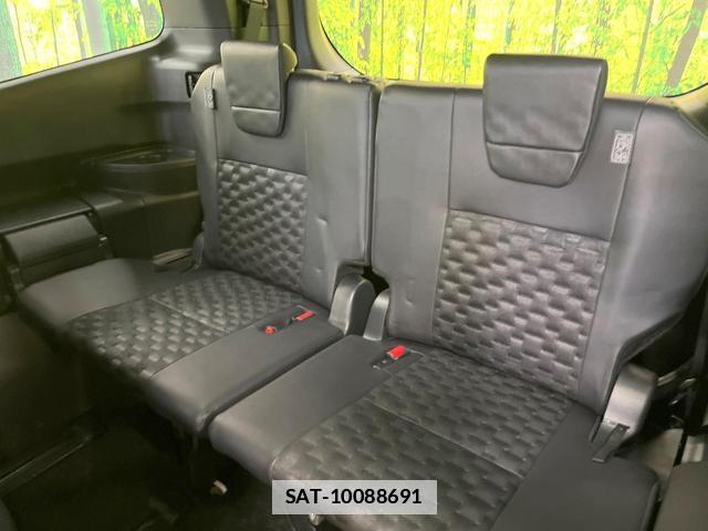 Toyota VOXY 2024-02 7820500-9