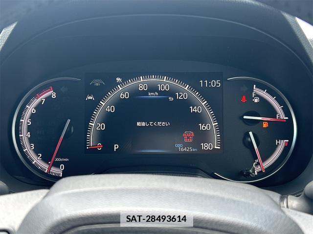 Toyota VOXY 2024-04 7820564-3
