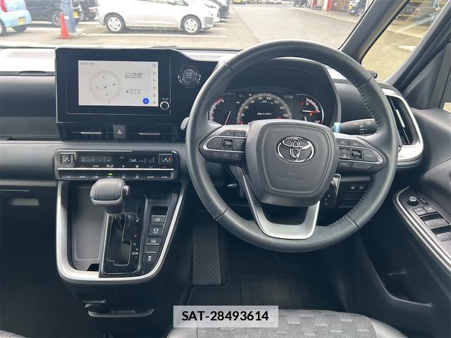 Toyota VOXY 2024-04 7820564-5