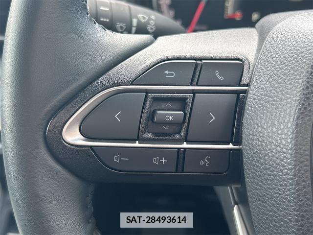 Toyota VOXY 2024-04 7820564-7