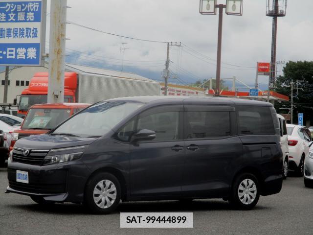 Toyota VOXY 2014-09 7820699-11