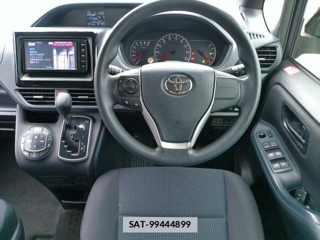 Toyota VOXY 2014-09 7820699-2