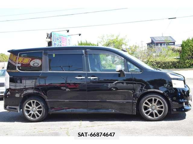 Toyota VOXY 2008-07 7820754-9