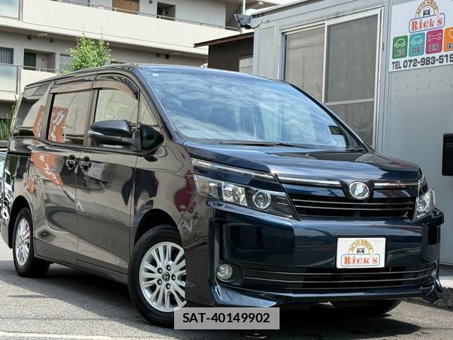 Toyota VOXY 2014-11 7820816-2