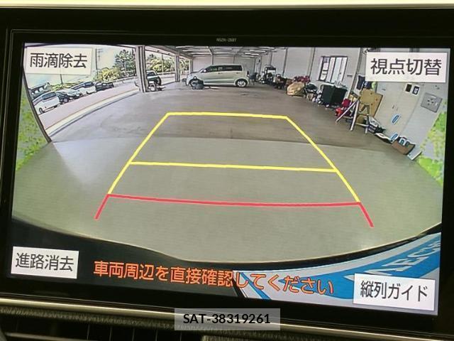 Toyota VOXY 2019-04 7821025-13