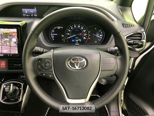 Toyota VOXY 2019-02 7821037-13