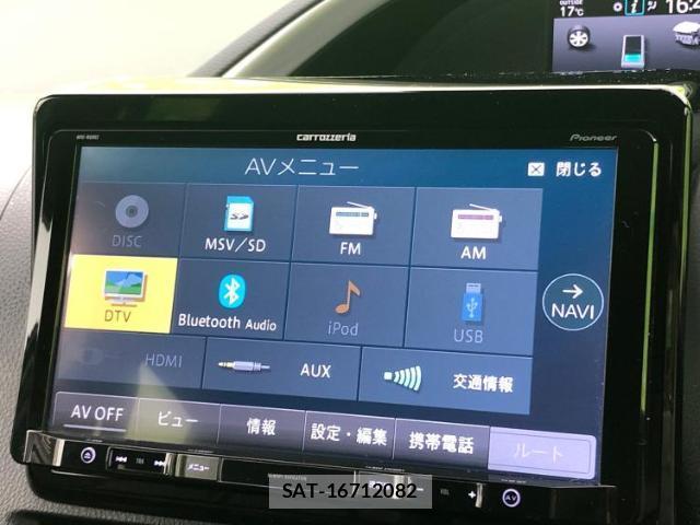 Toyota VOXY 2019-02 7821037-9