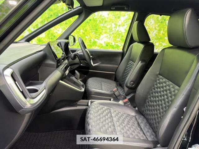 Toyota VOXY 2025-03 7821059-5