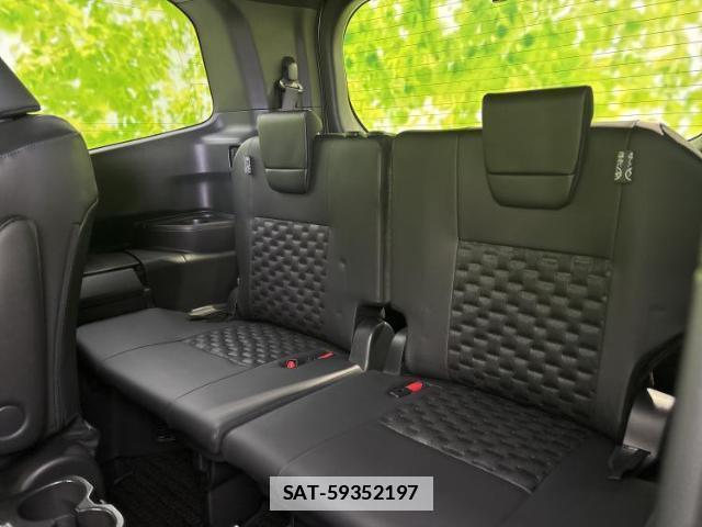 Toyota VOXY 2026-04 7821080-7
