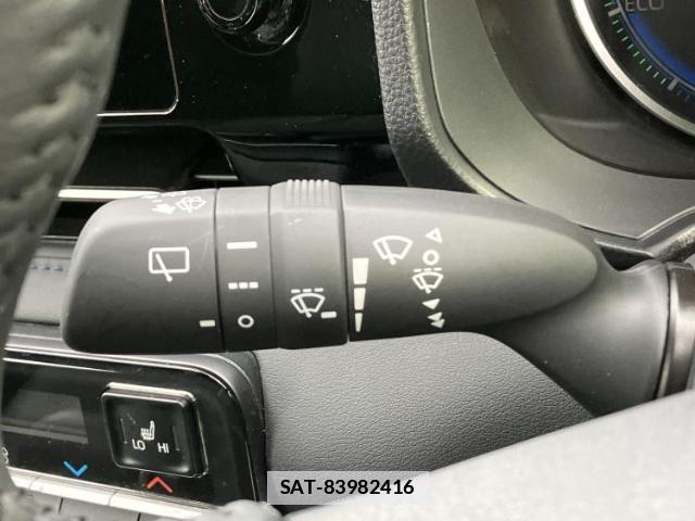 Toyota VOXY 2025-11 7821144-16