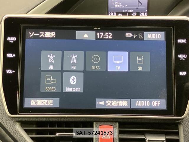 Toyota VOXY 2019-03 7821199-10
