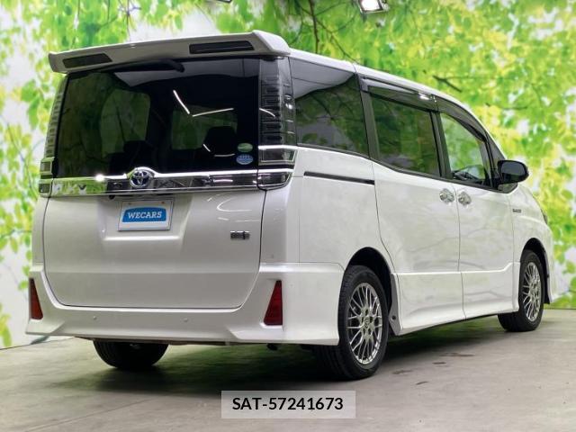Toyota VOXY 2019-03 7821199-2
