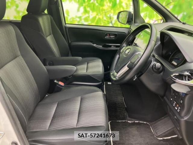 Toyota VOXY 2019-03 7821199-3