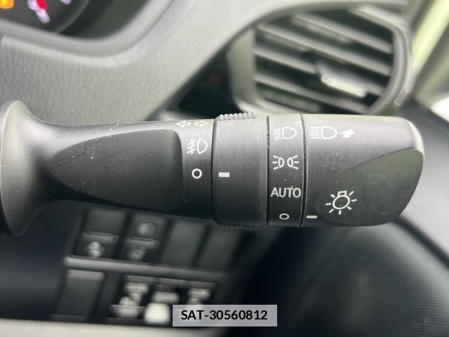 Toyota VOXY 2020-02 7821353-15