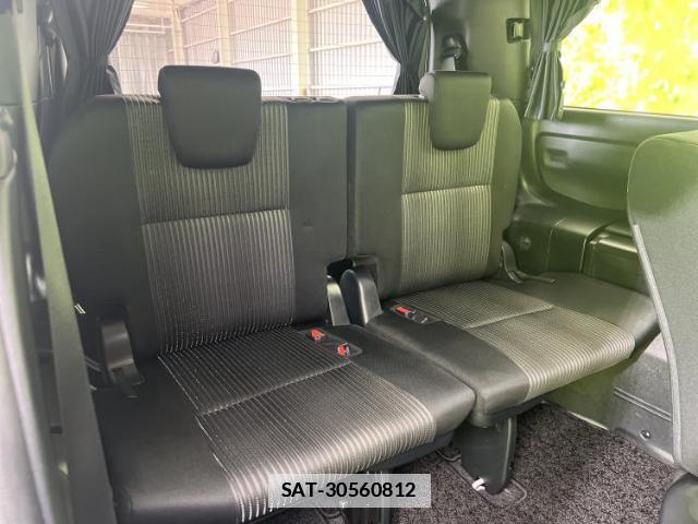 Toyota VOXY 2020-02 7821353-5