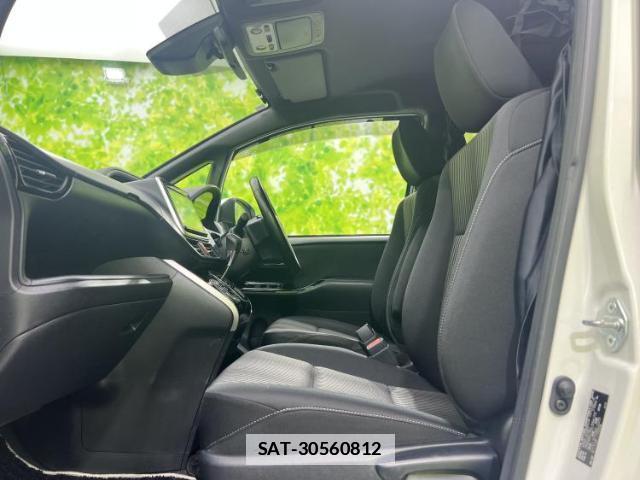Toyota VOXY 2020-02 7821353-6