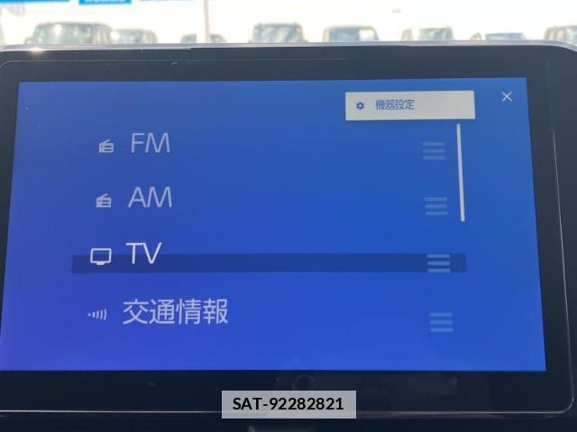 Toyota VOXY 2024-09 7821398-10