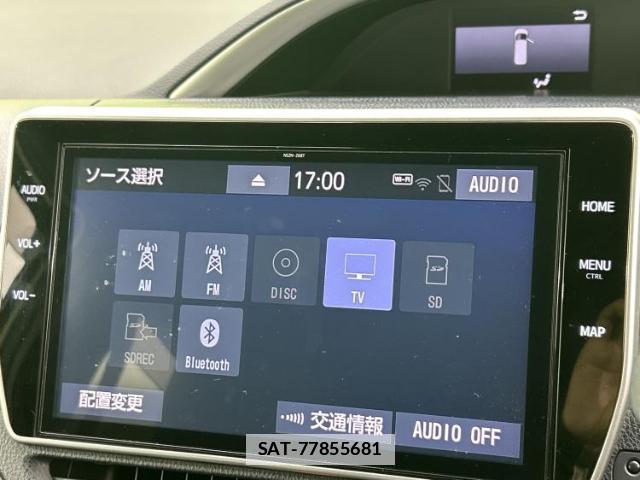Toyota VOXY 2018-11 7821518-10