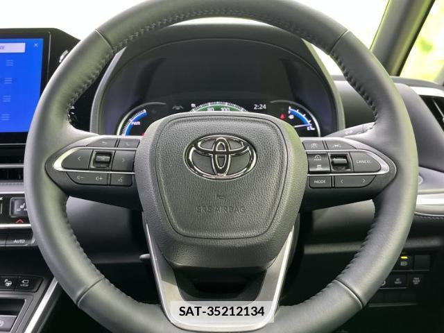 Toyota VOXY 2025-09 7821675-14