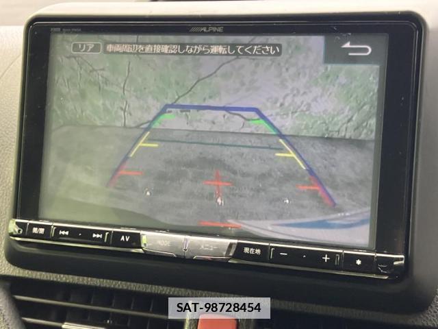 Toyota VOXY 2014-04 7821696-12
